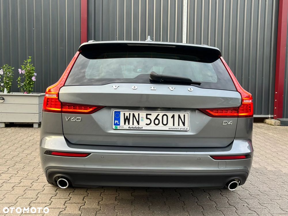 Volvo V60 D4 Momentum Pro - 10