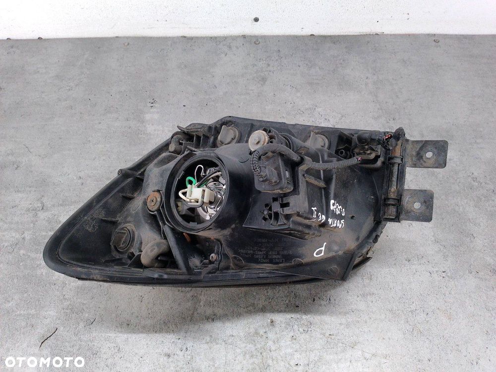 LAMPA PRZÓD PRAWA KIA SPORTAGE II - 8