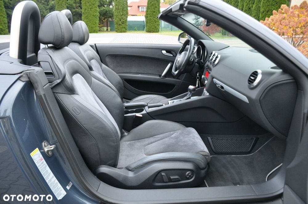 Audi TT Roadster - 21