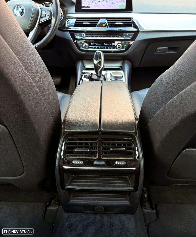 BMW 520 d Line Luxury Auto - 23