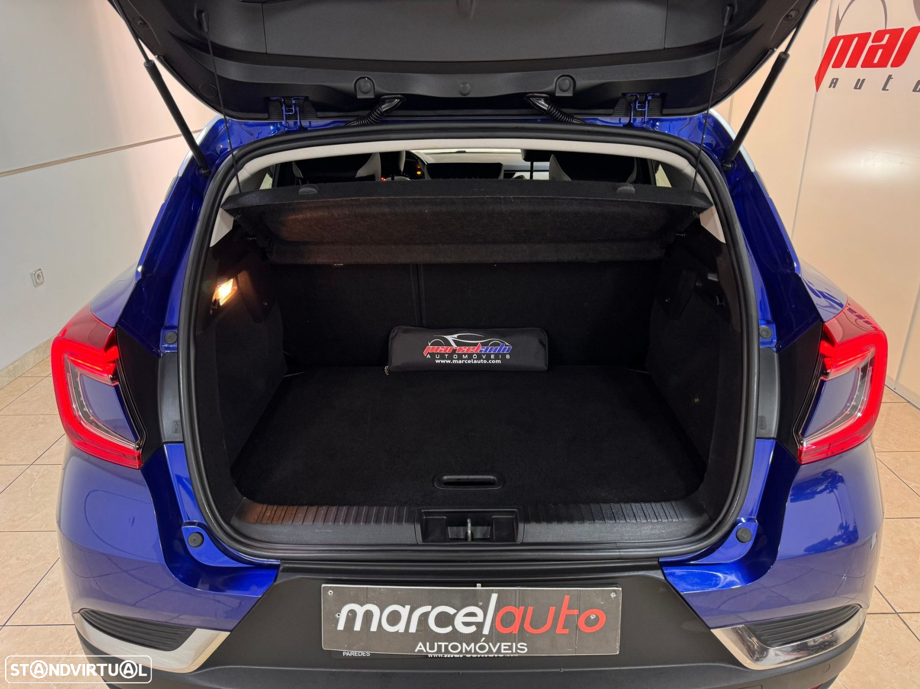 Renault Captur 1.0 TCe Exclusive - 11