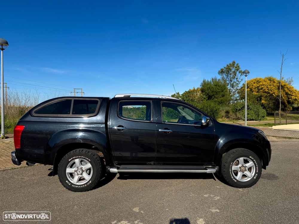 Isuzu D-Max 4x4 Cabine Dupla Premium - 12