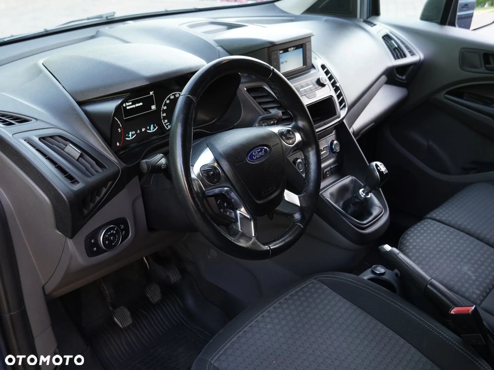 Ford Transit Connect - 18
