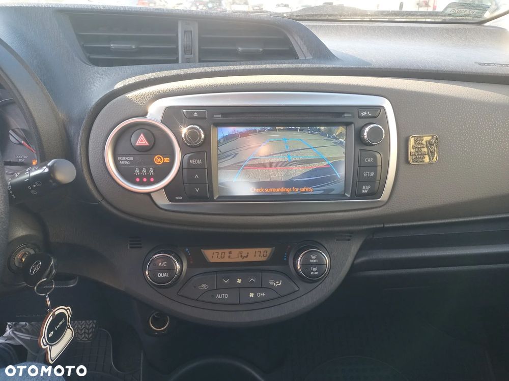 Toyota Yaris 1.4 D-4D Sol - 16