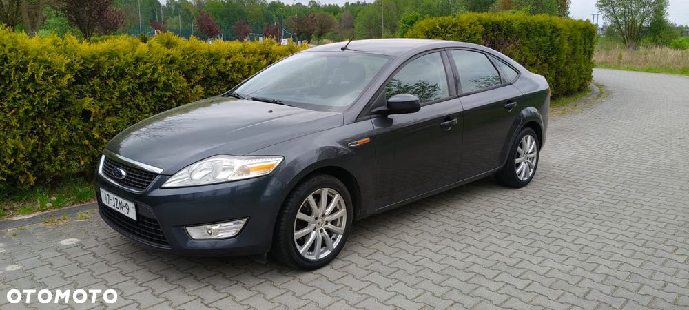 Ford Mondeo 2.0 Ambiente - 1