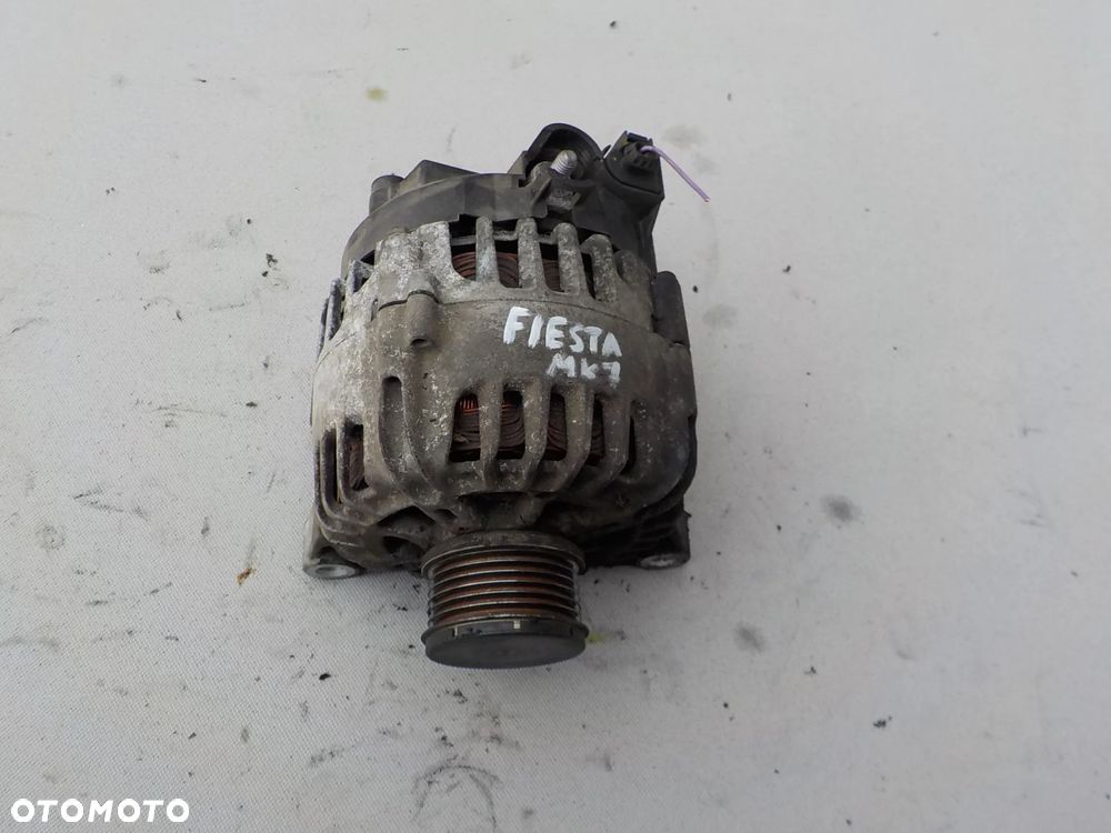 alternator ford fiesta mk7 1,4 tdci 8V21-10300-AB - 1