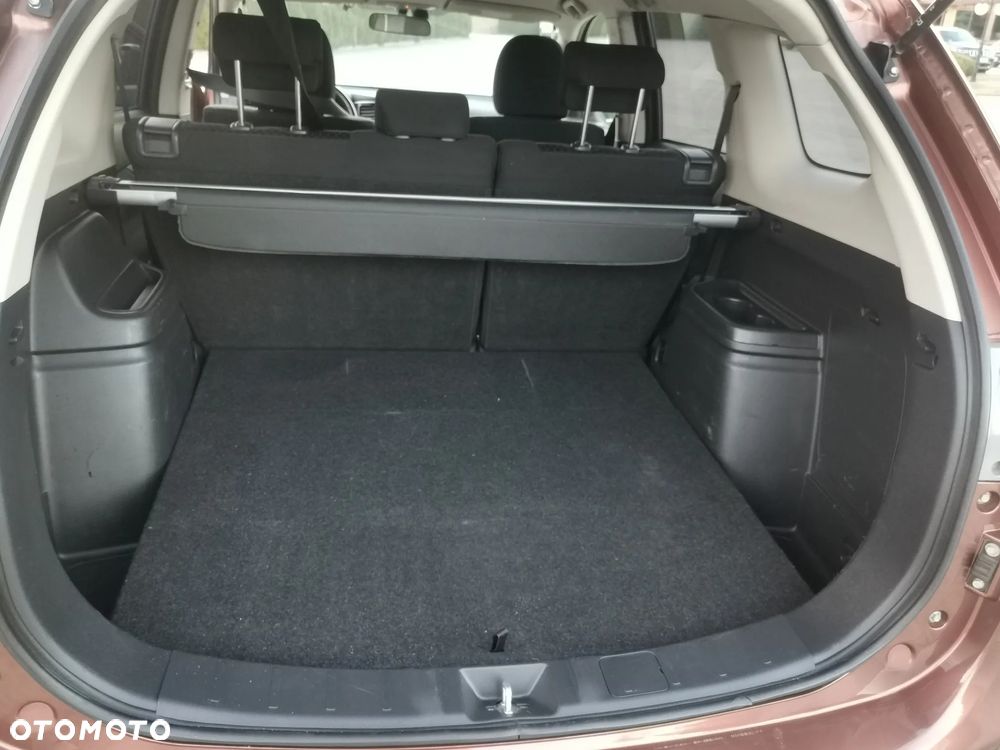 Mitsubishi Outlander 2.0 Intense 2WD - 20