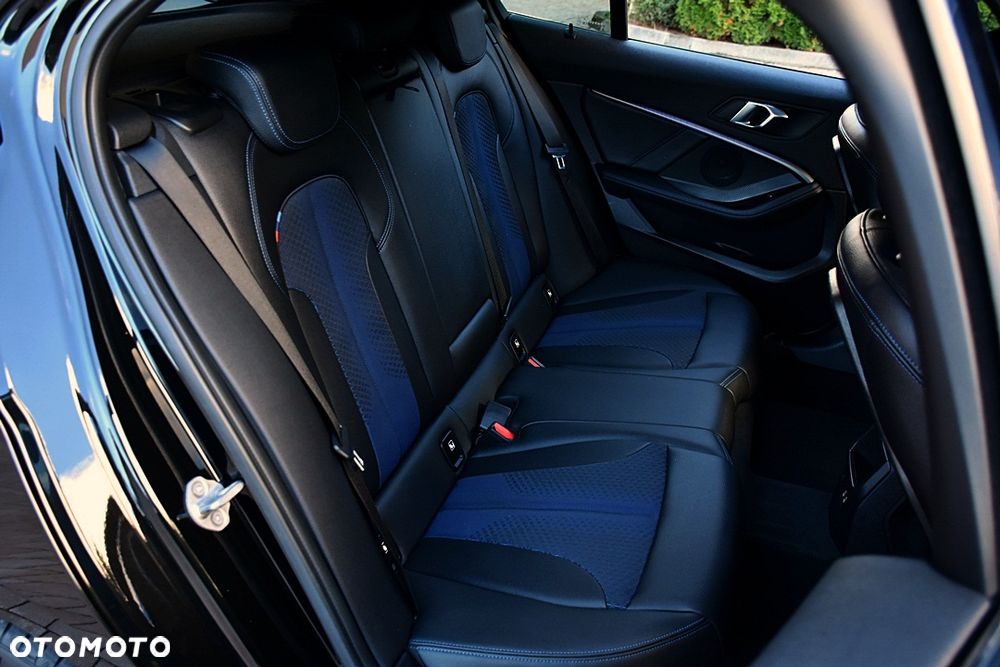 BMW Seria 1 116d Edition M Sport Shadow - 35