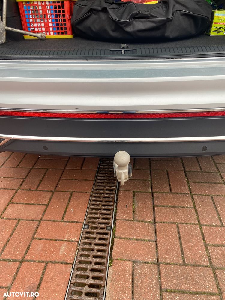 Volkswagen Tiguan - 12