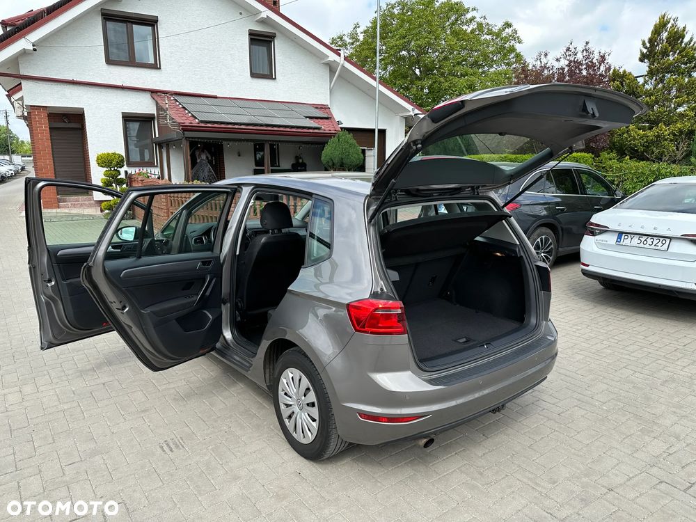 Volkswagen Golf Sportsvan - 26