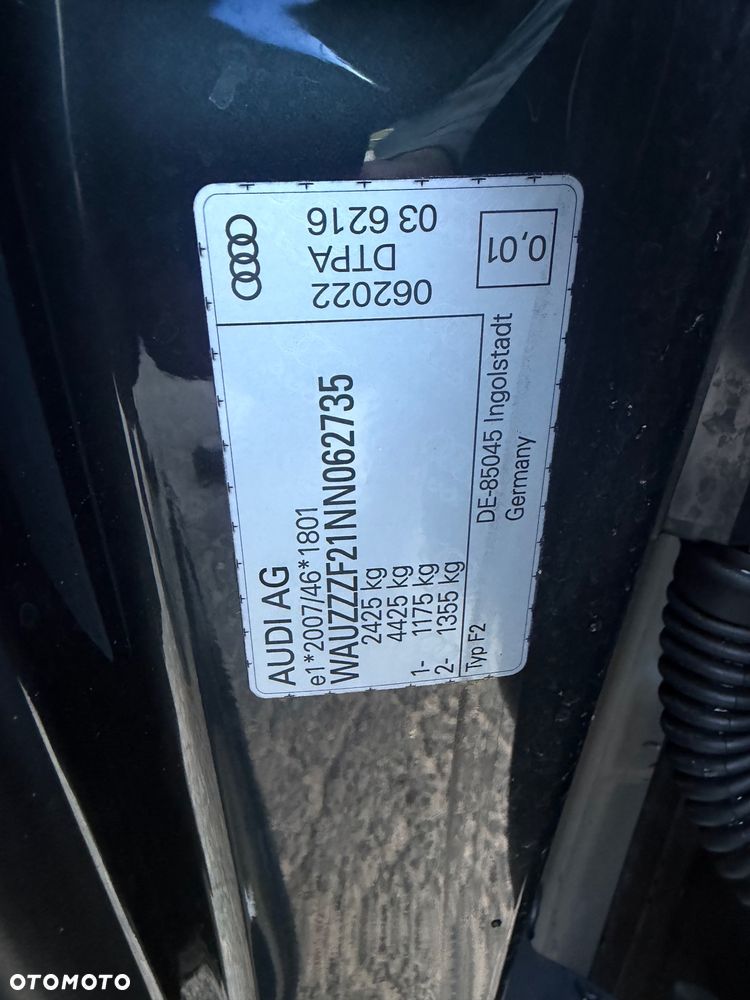 Audi A6 Avant 40 TDI quattro S tronic design - 24