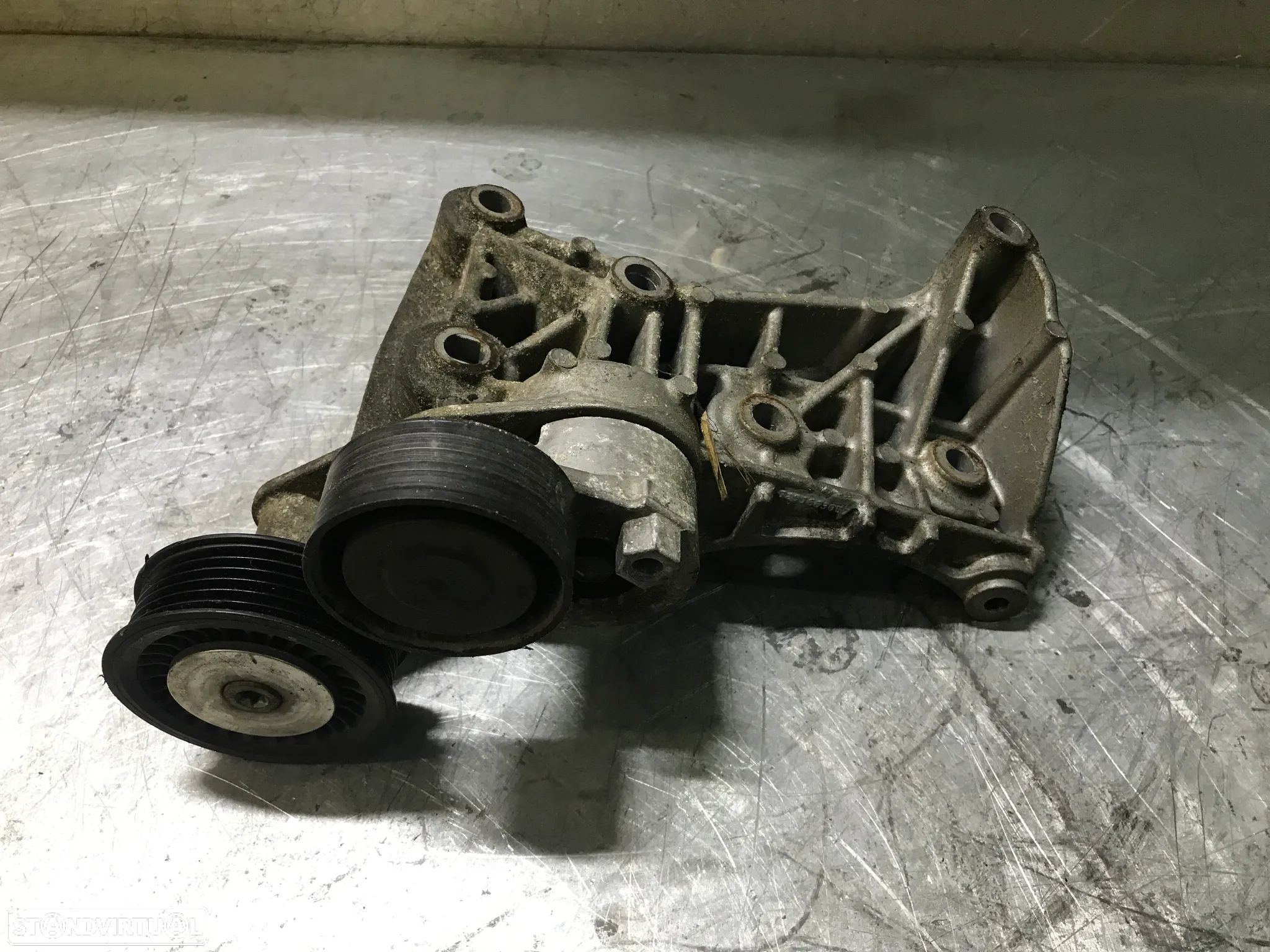 APOIO / SUPORTE DO ALTERNADOR RENAULT MEGANE III / CLIO / KANGOO 1.5DCI 8200663057 - 3
