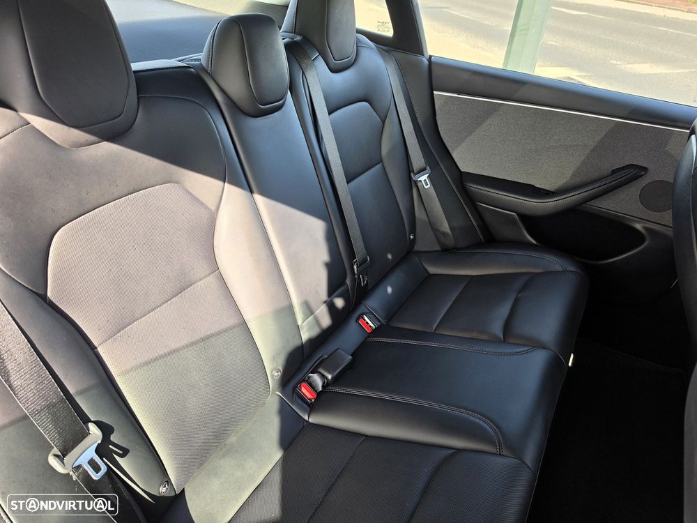 Tesla Model 3 Standard Range Plus RWD - 35