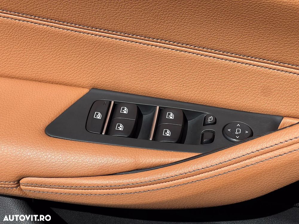 BMW Seria 5 530i AT - 24