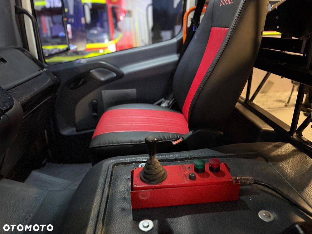 Mercedes-Benz Mercedes Atego GBA Wóz Strażacki Woda+Piana, Wysokie prześwity, Maszt oświetleniowy - 26