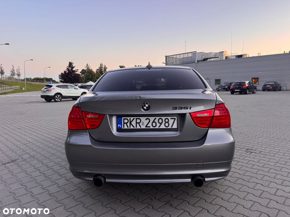 BMW Seria 3 335i xDrive Edition Sport - 4