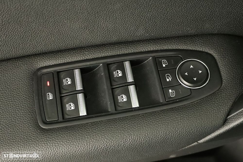 Renault Captur 1.0 TCe Techno Bi-Fuel - 22