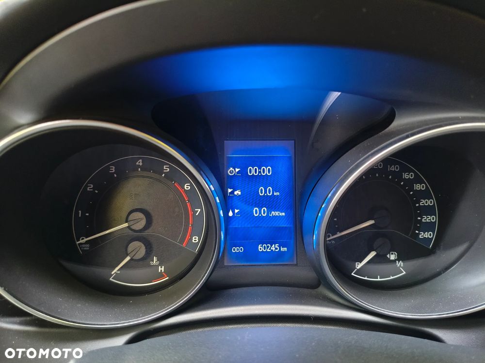 Toyota Auris 1.2 Turbo Edition S+ - 11