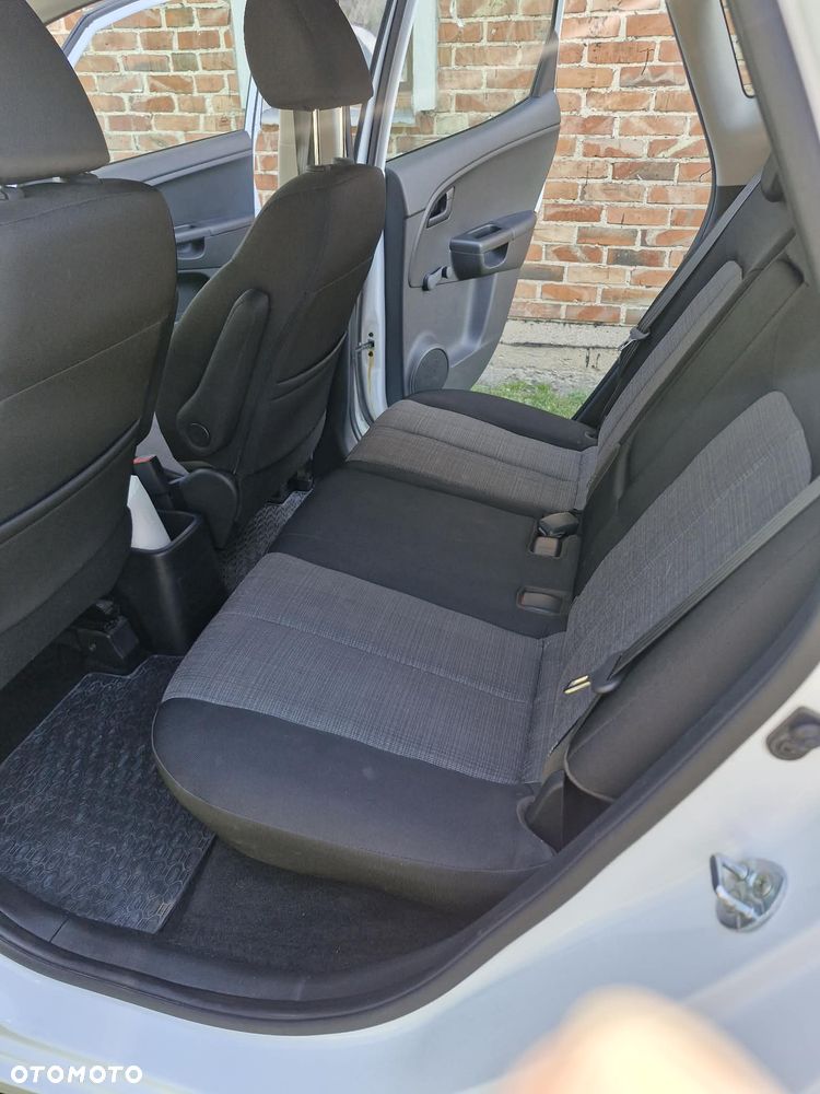 Kia Venga 1.4 M - 8