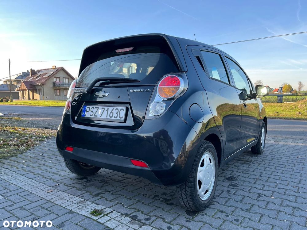 Chevrolet Spark 1.0 LS A/C - 4