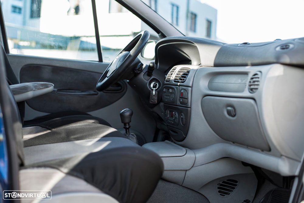 Renault Scénic 1.4 16V Conquest - 21