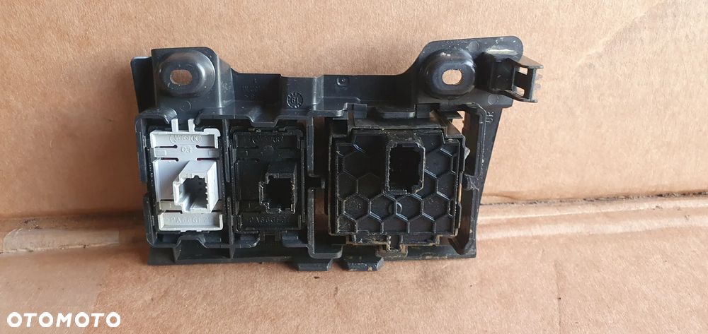 Panel sterowania przełącznik regulacji świateł Renault Trafic III Vivaro B - 6