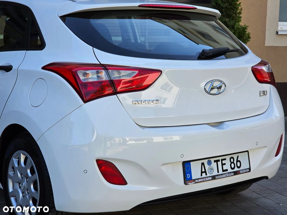 Hyundai i30 1.4 Comfort - 24