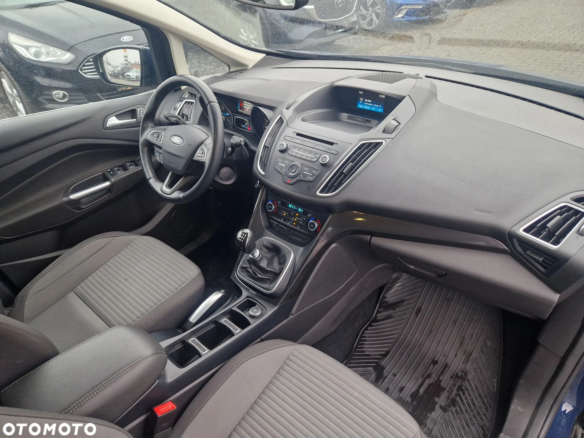 Ford Grand C-MAX - 31