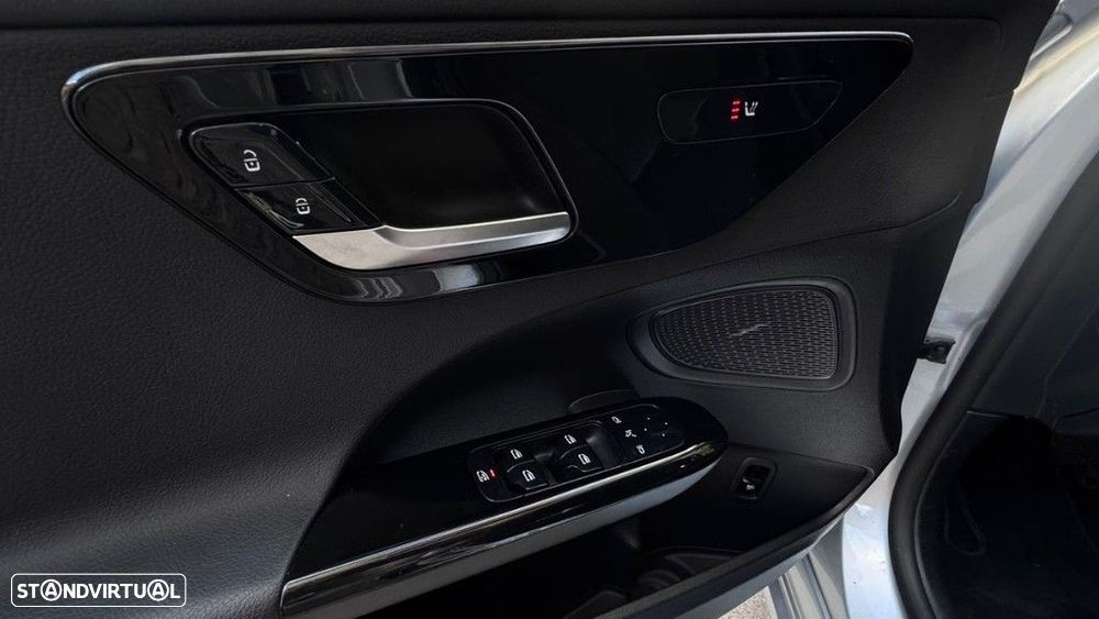 Mercedes-Benz C 200 d Avantgarde - 13