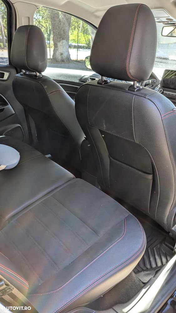 Ford EcoSport - 16
