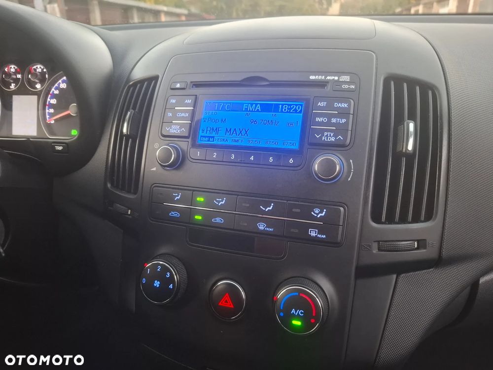 Hyundai i30 1.4 Blue Comfort - 11