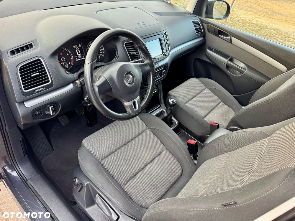 Volkswagen Sharan 1.4 TSI BMT Comfortline - 12