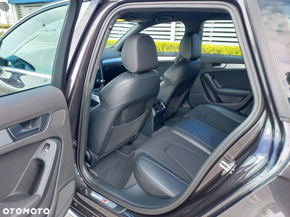 Audi A4 Avant 2.0 TDI DPF quattro S line Sportpaket - 19