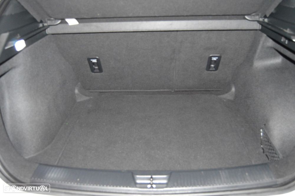 MG MG4 51 kWh Standard - 15