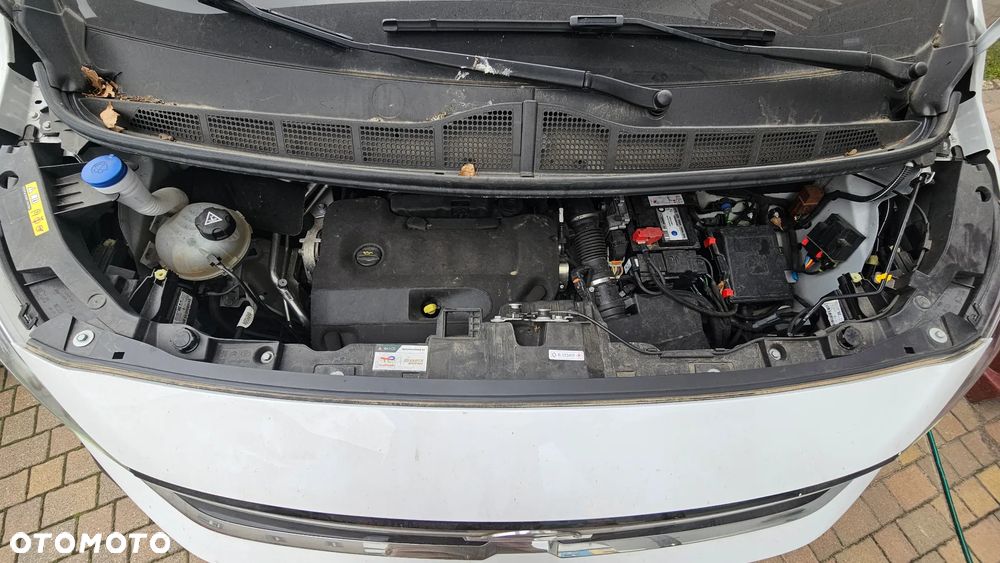 Opel Zafira 2.0 Diesel XL Business - 2