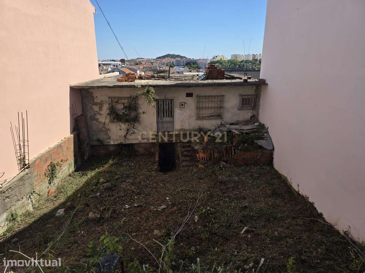 Moradia T3 em Casal de Cambra (concelho de Sintra) - Grande imagem: 4/26