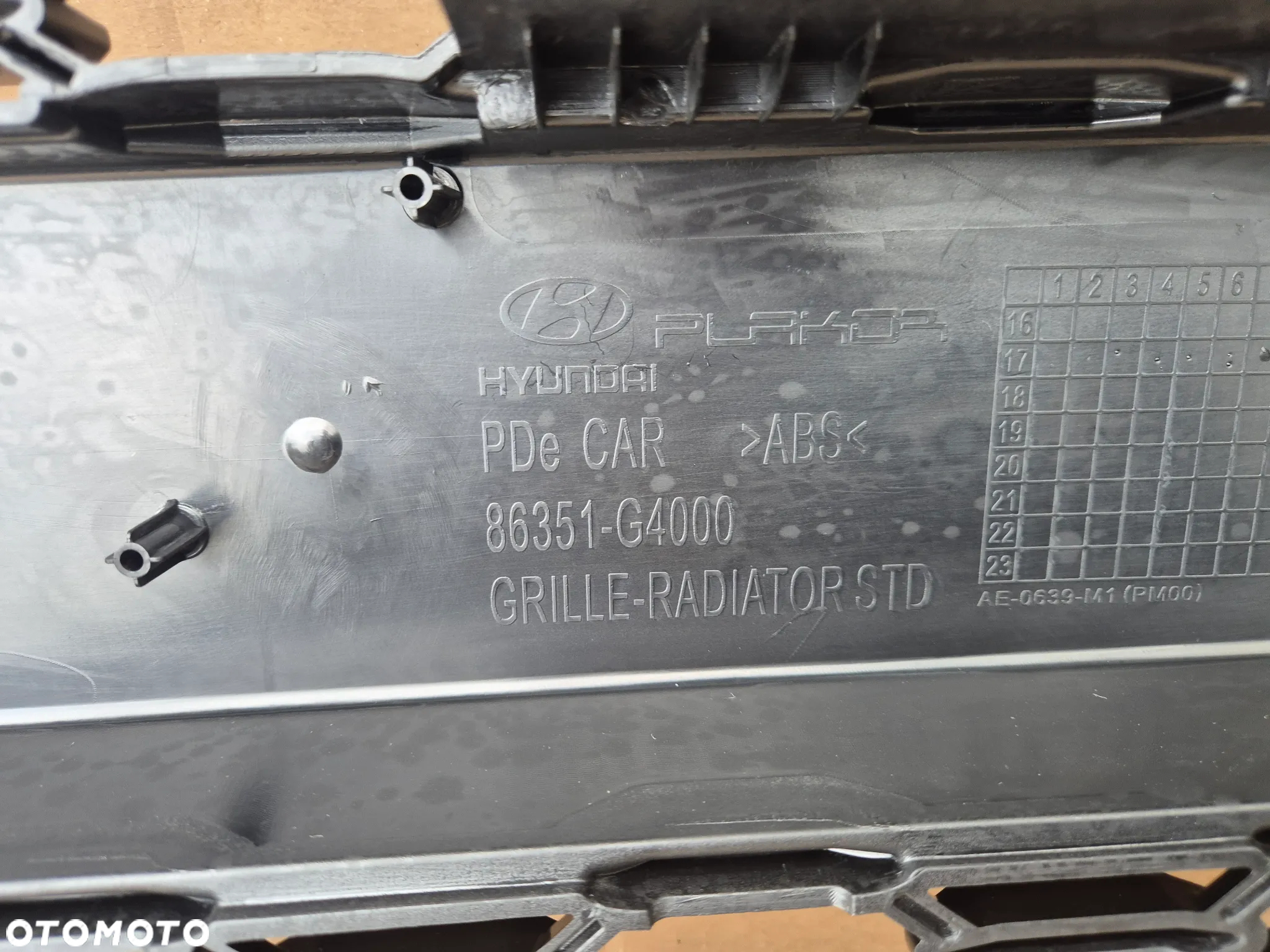HYUNDAI I30 III 2017-ATRAPA GRILL NOWA ORYGINALNA IDEALNA 86351-G4000 - 3