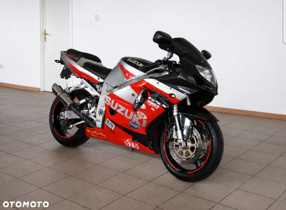 Suzuki GSX-R - 1