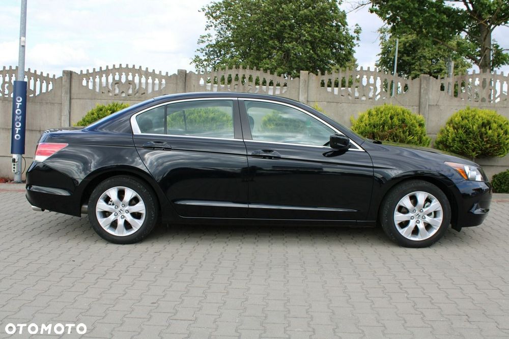 Honda Accord 2.4 Executive - 11
