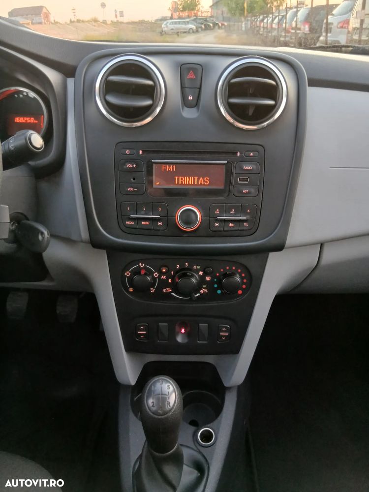 Dacia Logan 1.2 16V 75 Laureate - 7