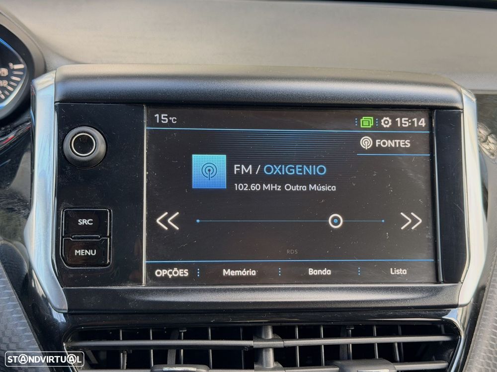 Peugeot 2008 1.2 PureTech Allure - 31