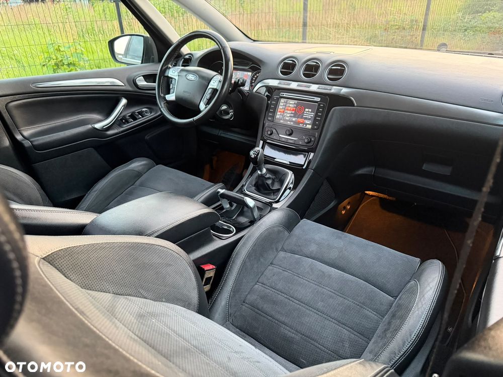 Ford S-Max - 7