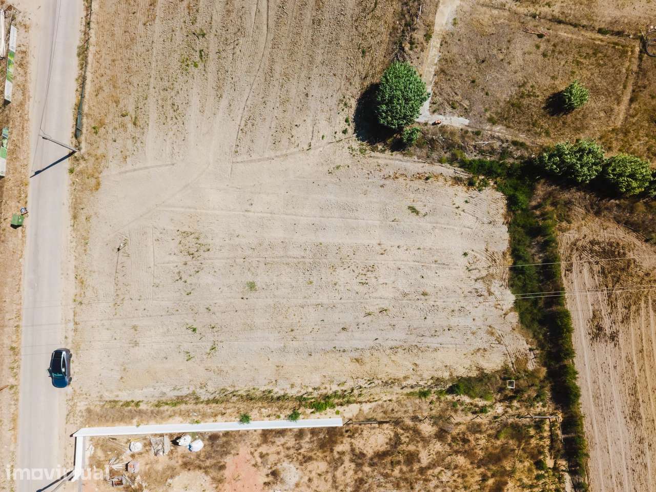 Terreno com viabilidade de construção - Grande imagem: 4/12