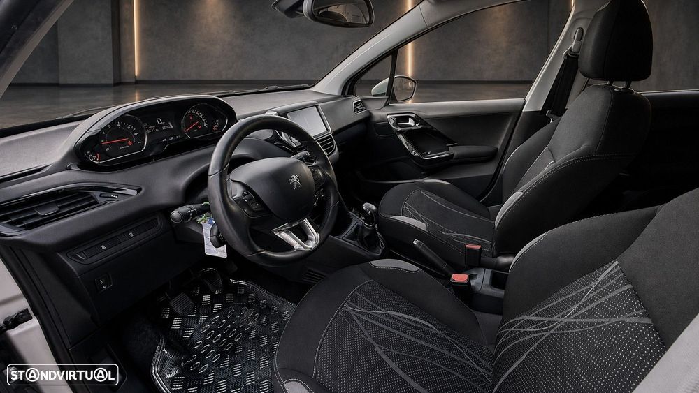 Peugeot 208 1.2 PureTech Active - 10