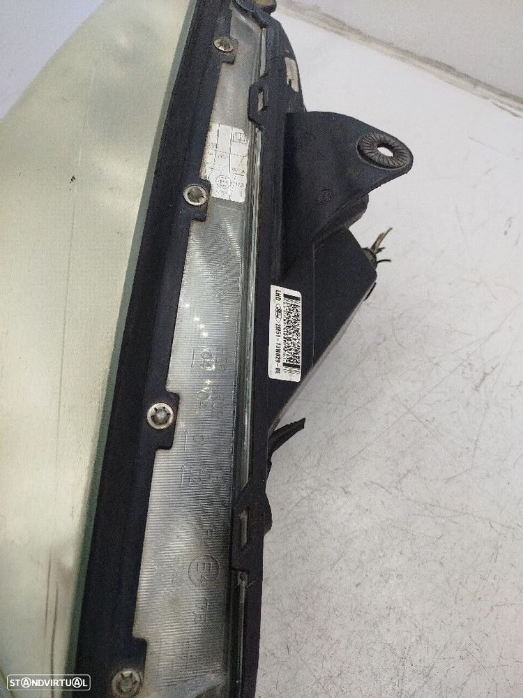 Farol/ Otica Dianteiro Dto Ford Focus I Carrinha (Dnw) - 3