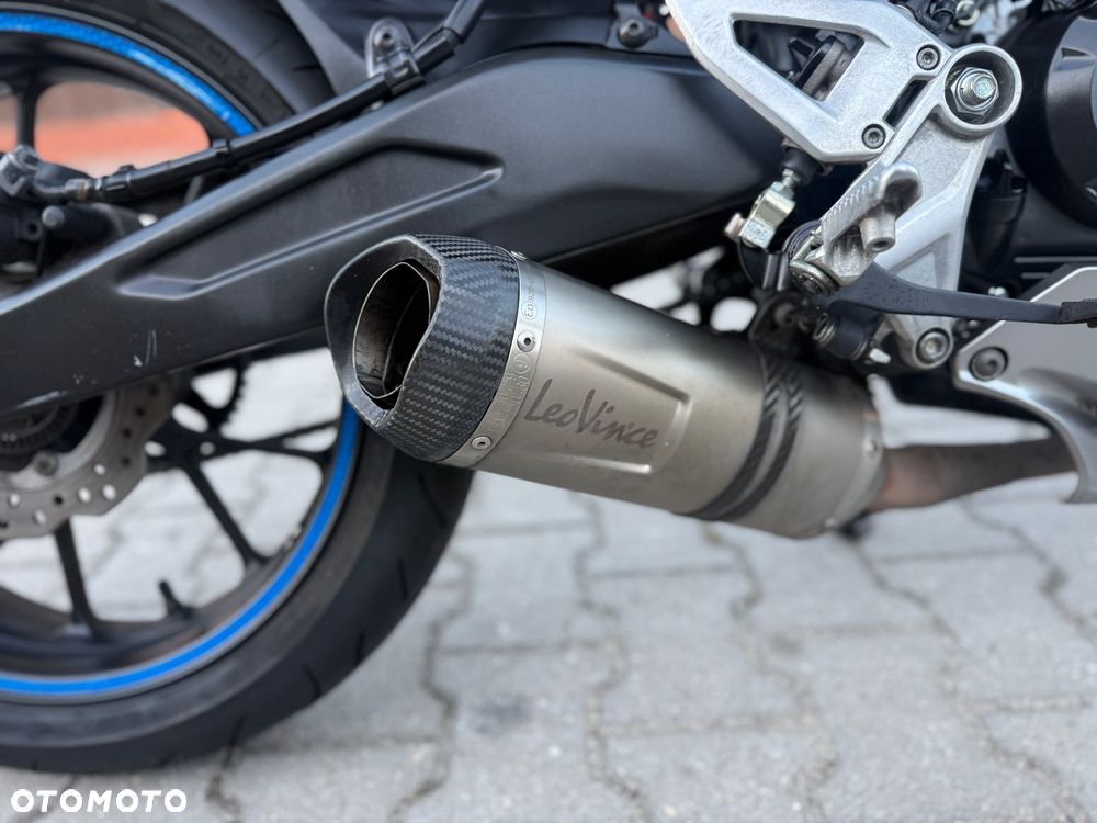 Honda CB - 11