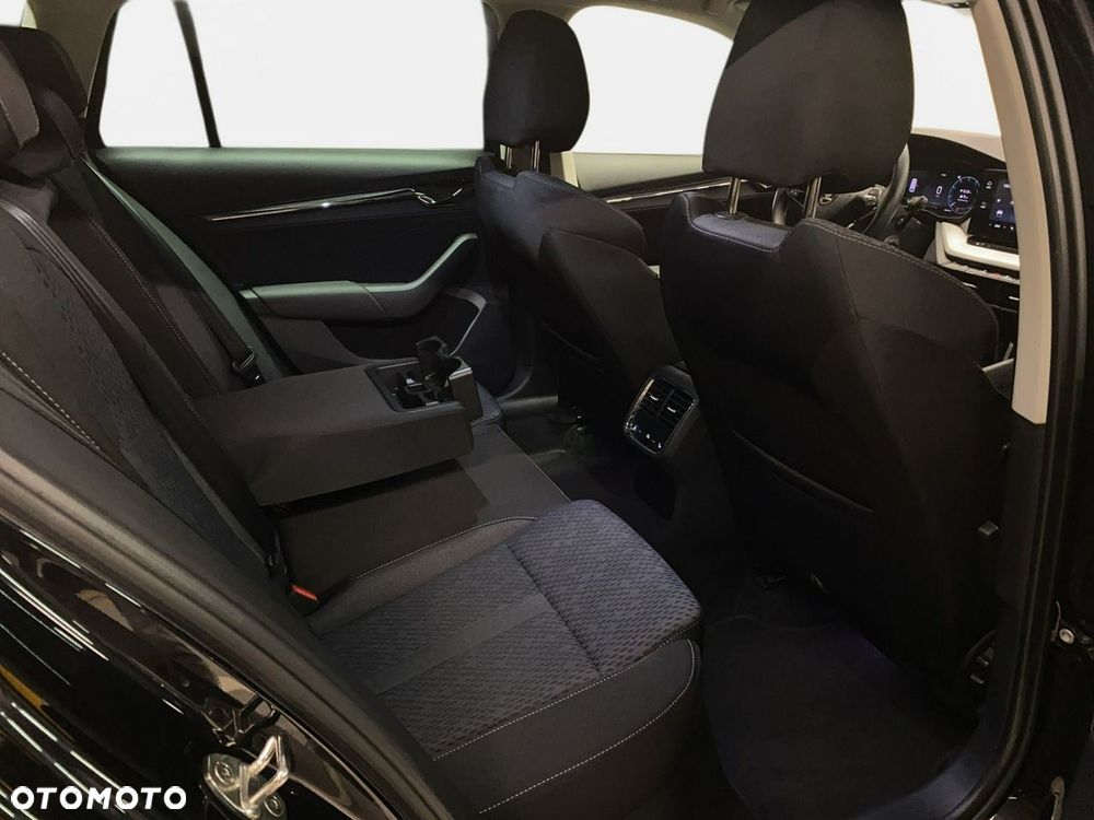 Skoda Octavia 2.0 TDI 4x4 Style DSG - 15
