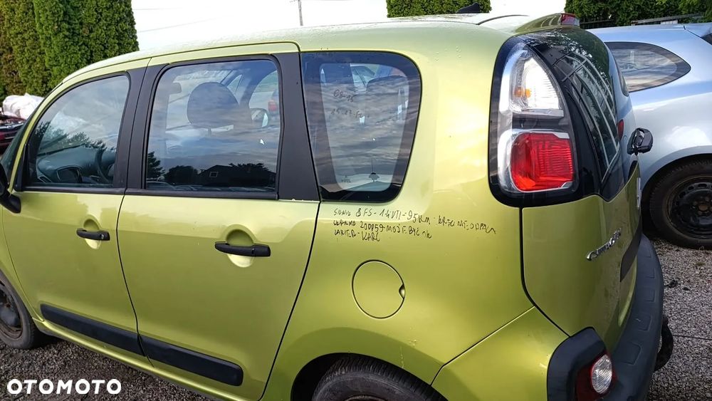 35443 citroen c3 picasso 1.4 vti 8fs na części lakier KARC - 9