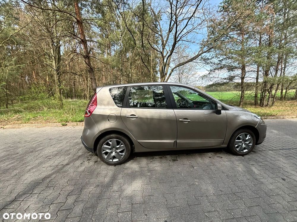 Renault Scenic 1.5dCi TomTom Edition EDC - 5