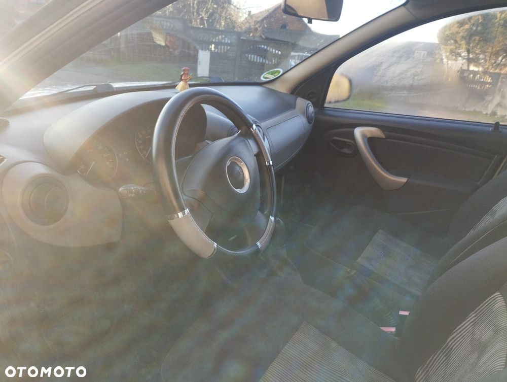 Dacia Sandero 1.2 16V - 4
